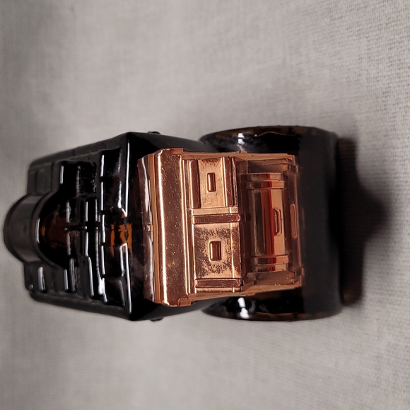 L20: AVON COLOGNE COLLECTION - Picture 2 of 6